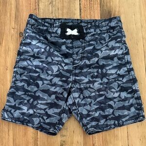 Old Navy Black and Gray Camouflage shark Shorts